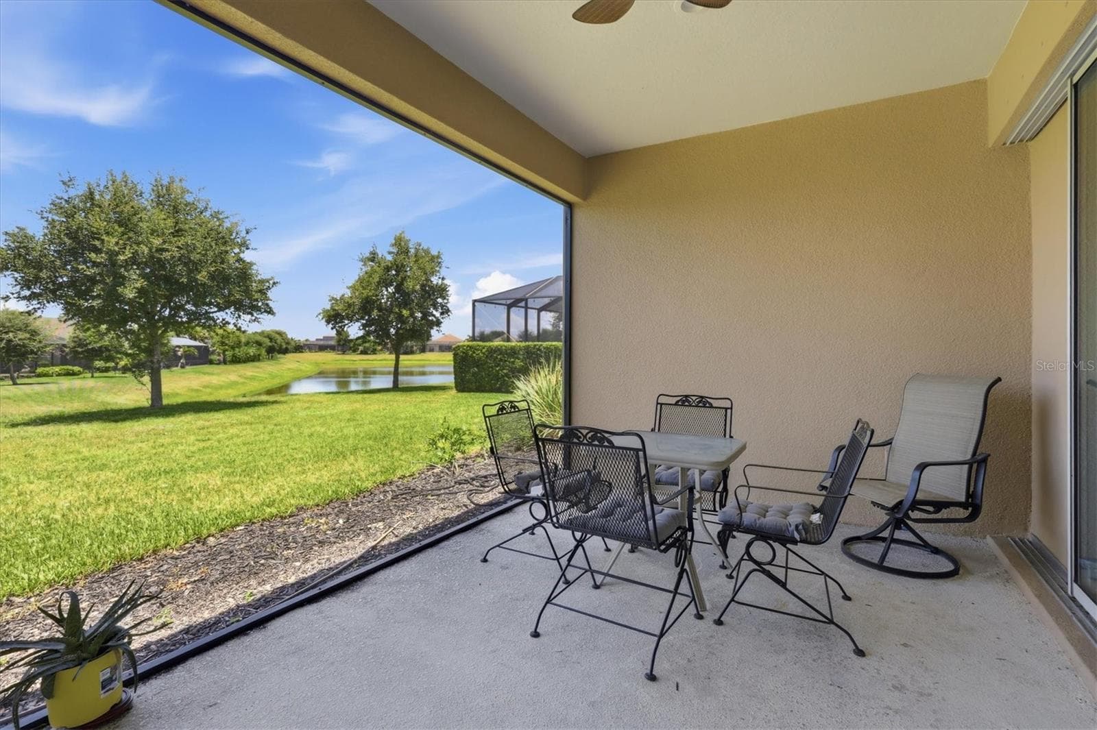 Single Family Residence at 1109 THORNBURY DR, PARRISH, photo 48 of 54