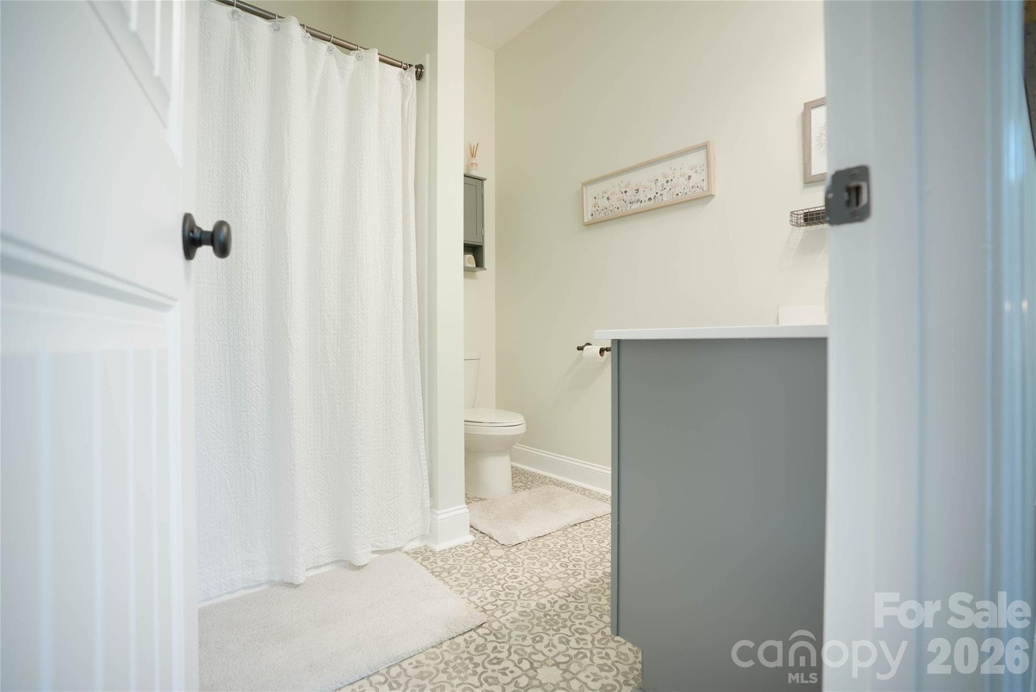Primary ensuite - 2399 Blackburn Bridge Road, Maiden