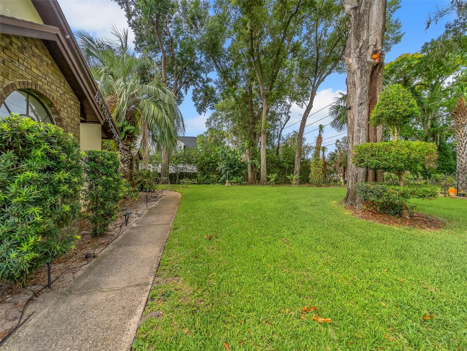 Single Family Residence at 1407 HEMPEL AVE, WINDERMERE, photo 43 of 95