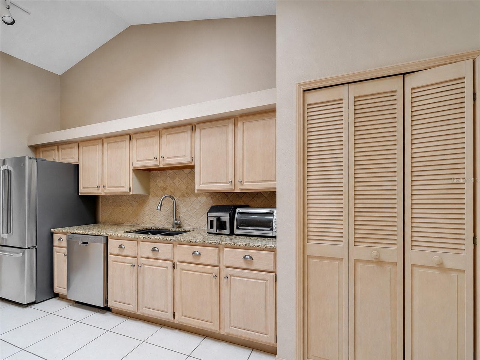 Single Family Residence at 1407 HEMPEL AVE, WINDERMERE, photo 83 of 95