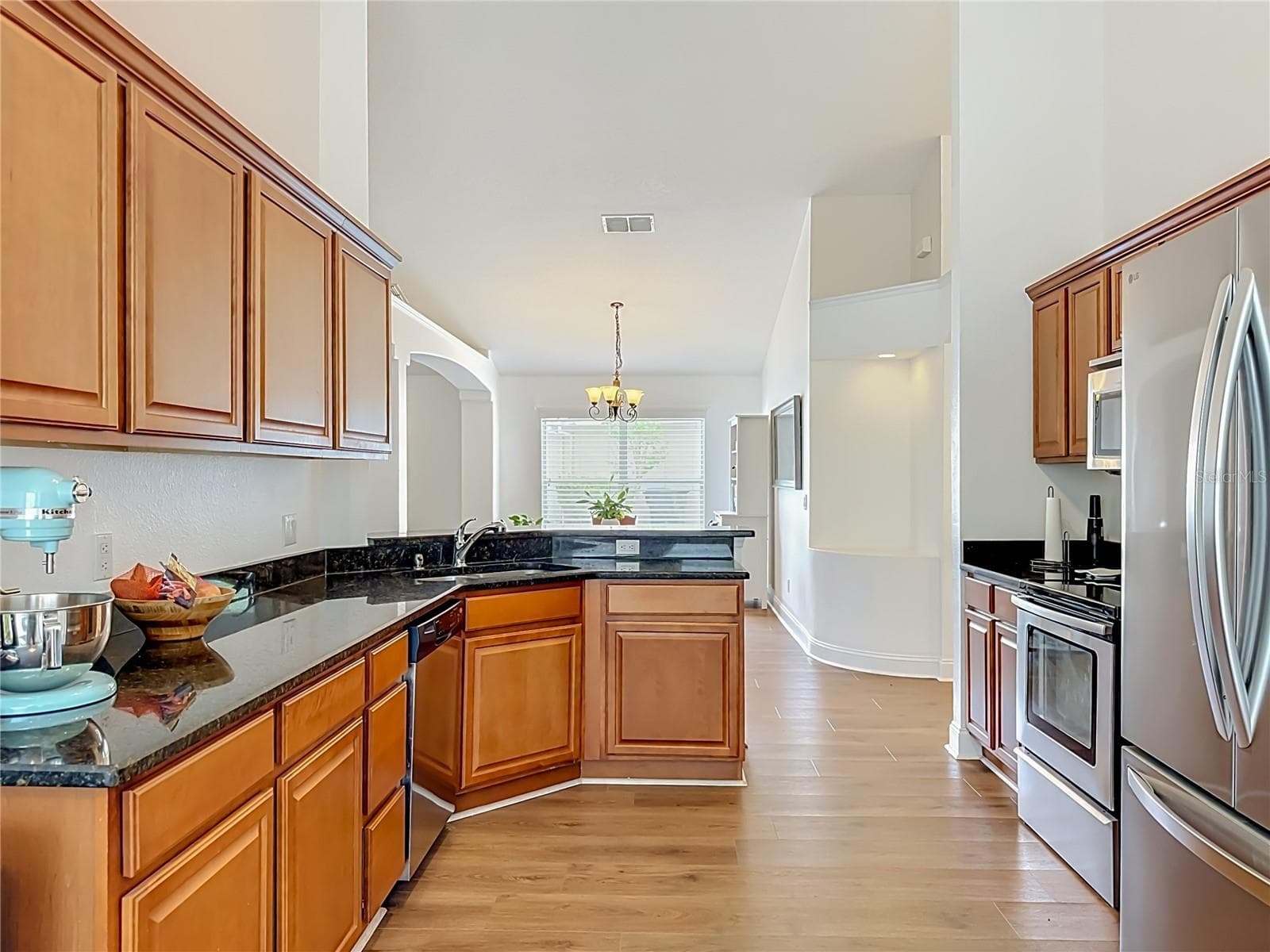 Single Family Residence at 7016 JAMESTOWN MANOR DR, RIVERVIEW, photo 13 of 88
