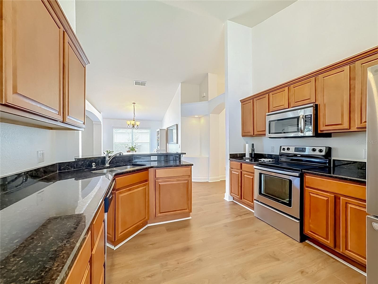 Single Family Residence at 7016 JAMESTOWN MANOR DR, RIVERVIEW, photo 14 of 88