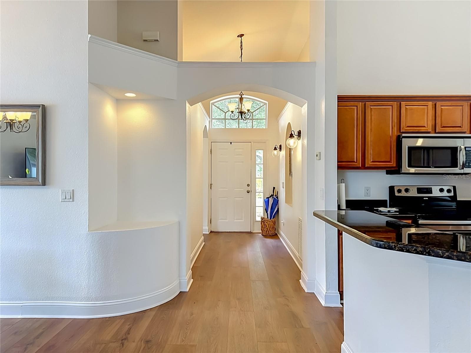 Single Family Residence at 7016 JAMESTOWN MANOR DR, RIVERVIEW, photo 16 of 88