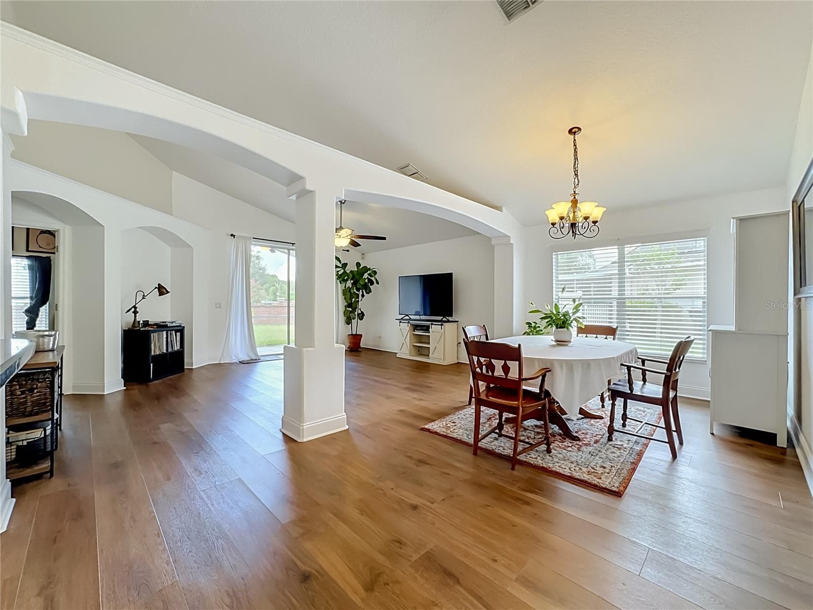 Single Family Residence at 7016 JAMESTOWN MANOR DR, RIVERVIEW, photo 18 of 88