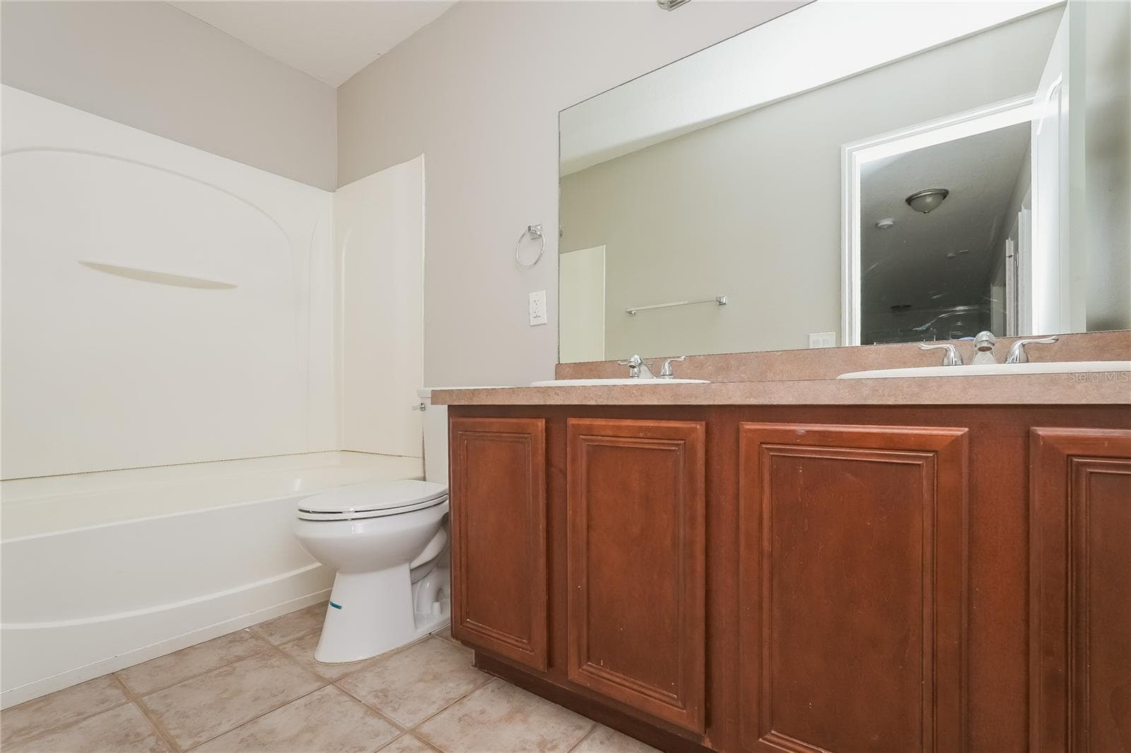 Single Family Residence at 12125 FOX BLOOM AVE, GIBSONTON, photo 8 of 15