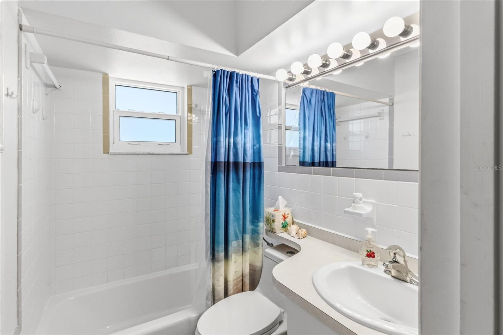 Condominium at 611 GULF DR N #C27, BRADENTON BEACH, photo 30 of 46