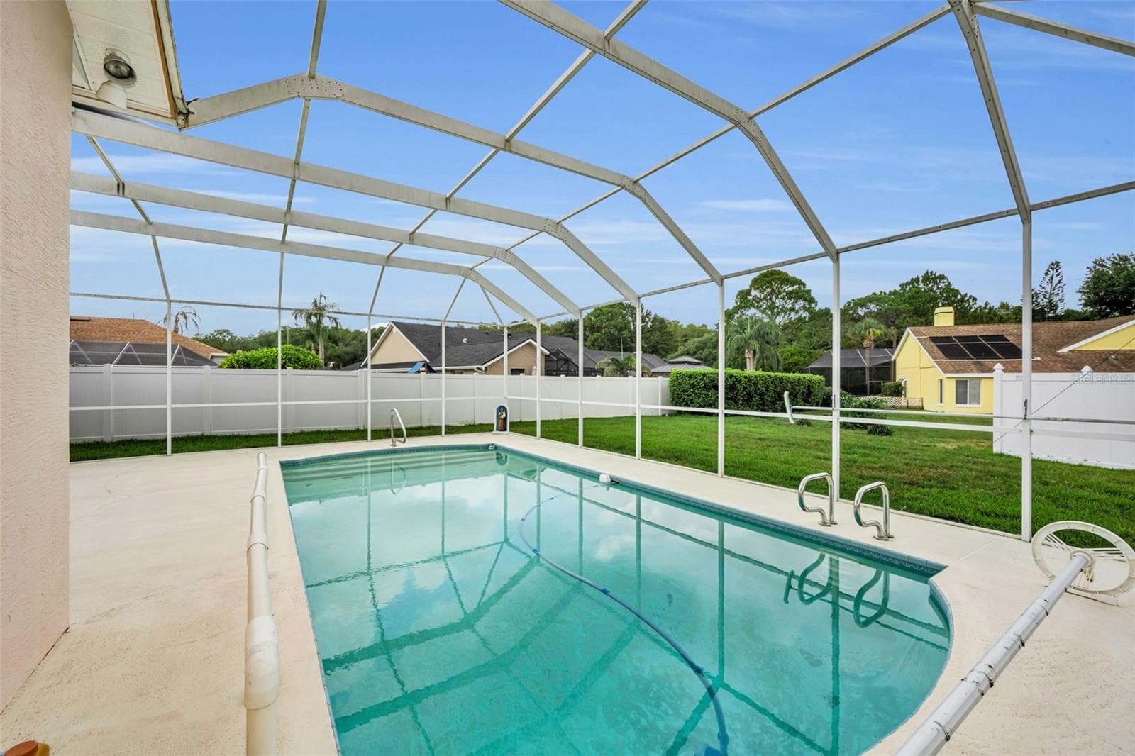 Single Family Residence at 7405 EVESBOROUGH LN, NEW PORT RICHEY, photo 30 of 33