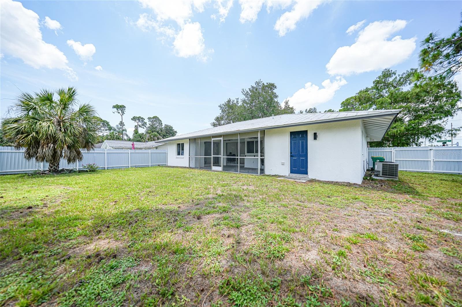 Single Family Residence at 2506 LAKESHORE CIR, PORT CHARLOTTE, photo 28 of 31