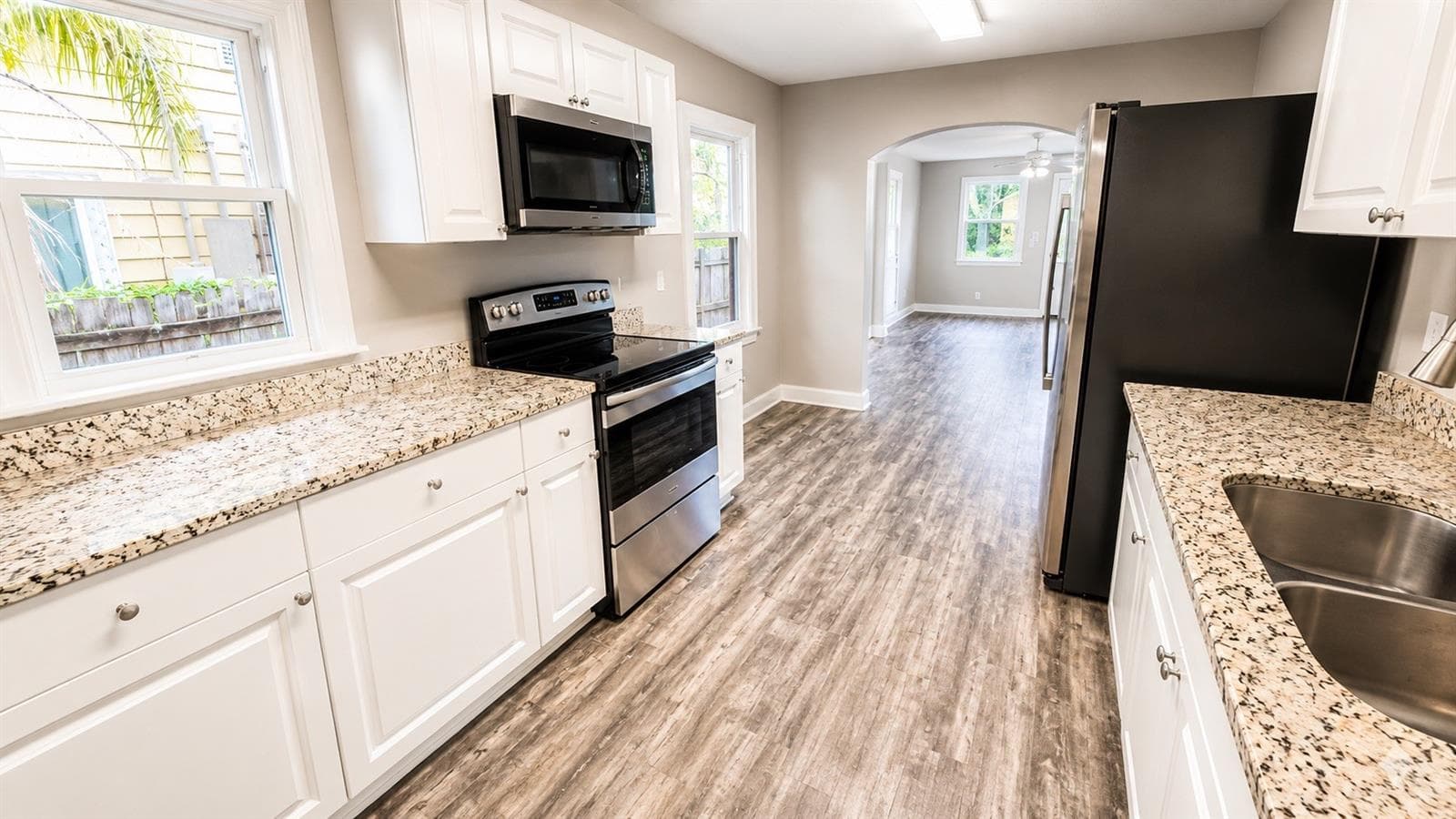 Single Family Residence at 657 15TH AVE S, ST PETERSBURG, photo 4 of 24