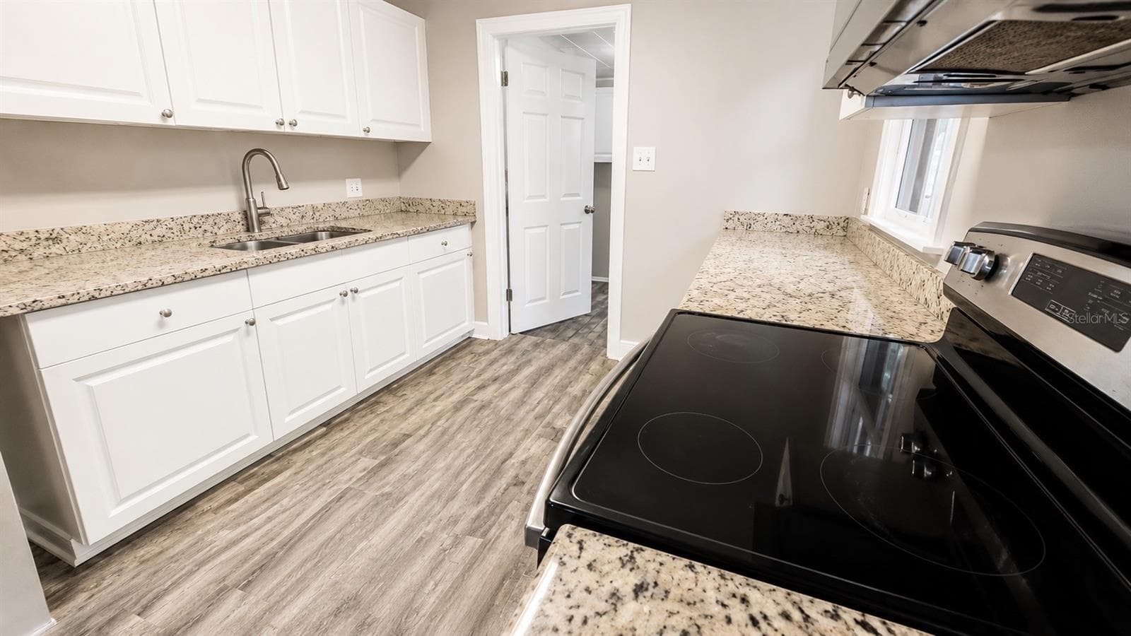 Single Family Residence at 657 15TH AVE S, ST PETERSBURG, photo 6 of 24