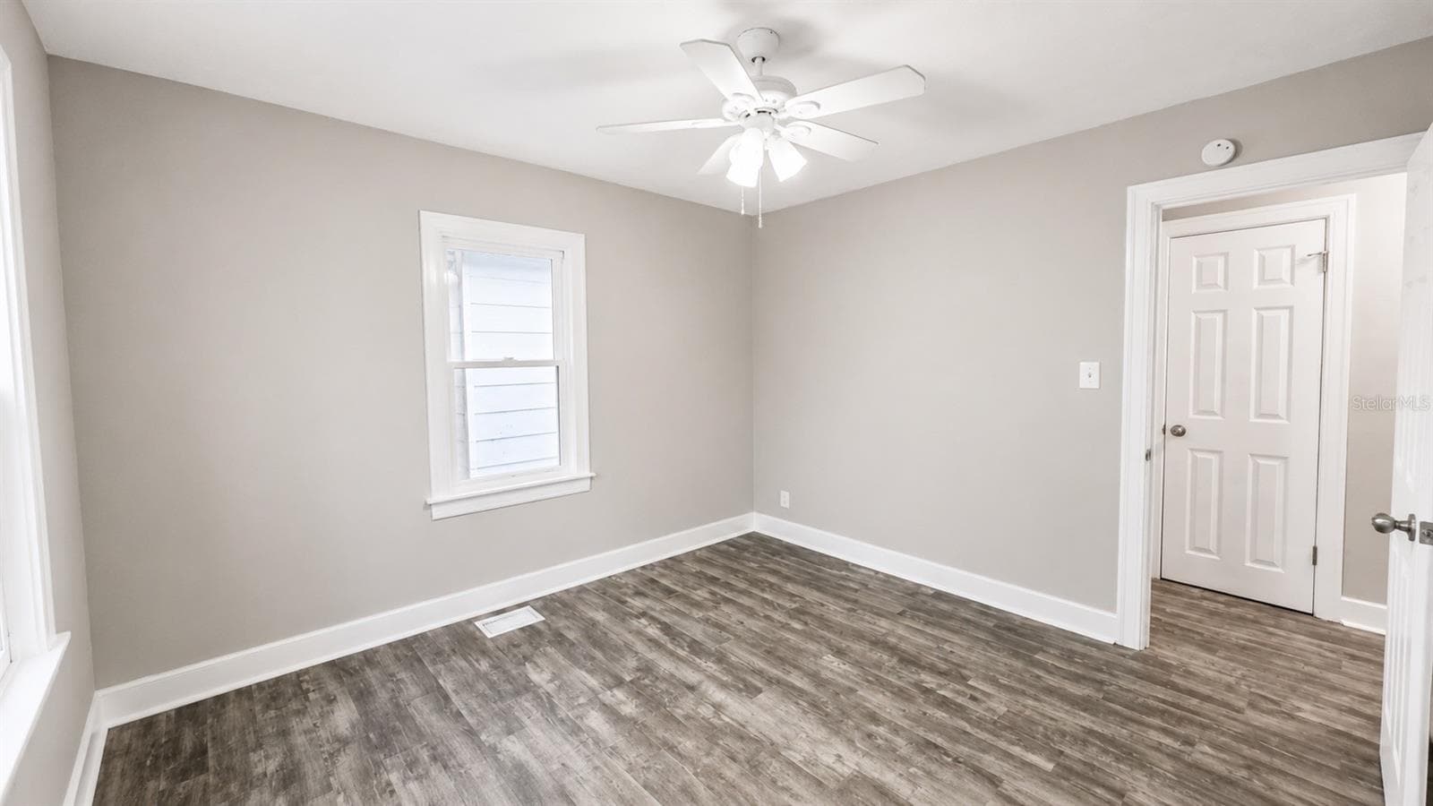 Single Family Residence at 657 15TH AVE S, ST PETERSBURG, photo 15 of 24