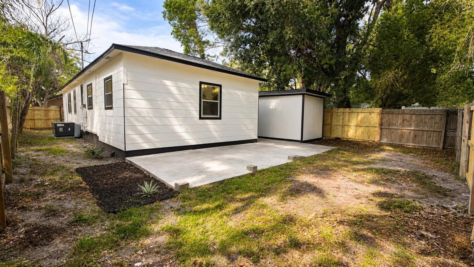 Single Family Residence at 657 15TH AVE S, ST PETERSBURG, photo 17 of 24