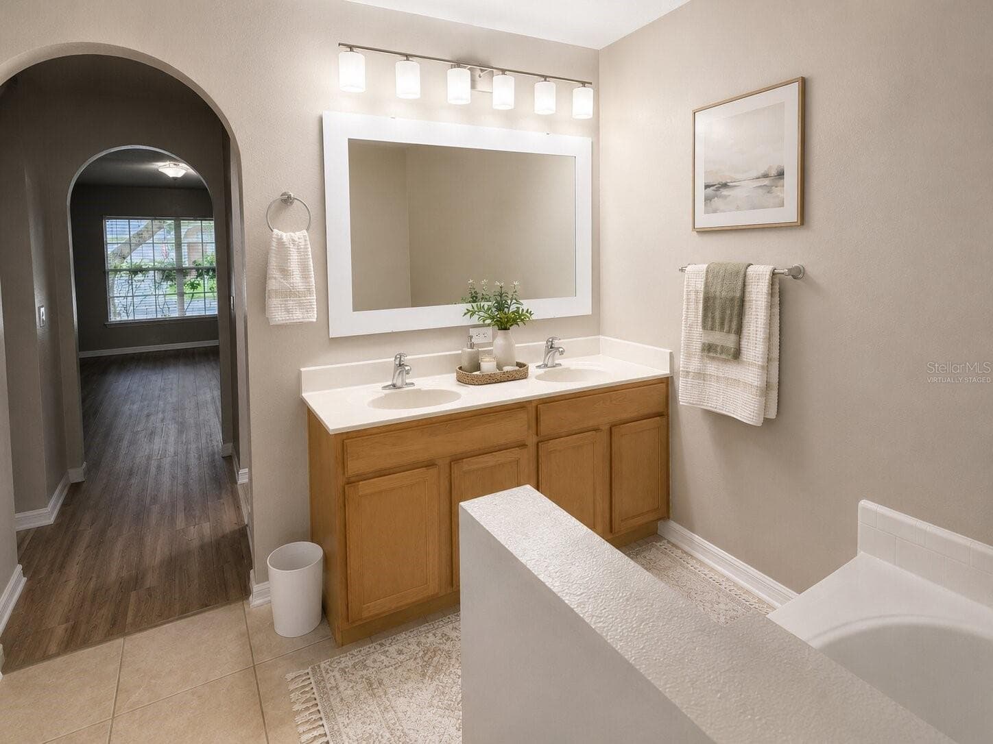 virtually staged - primary bath - 539 GRANITE CIR, CHULUOTA