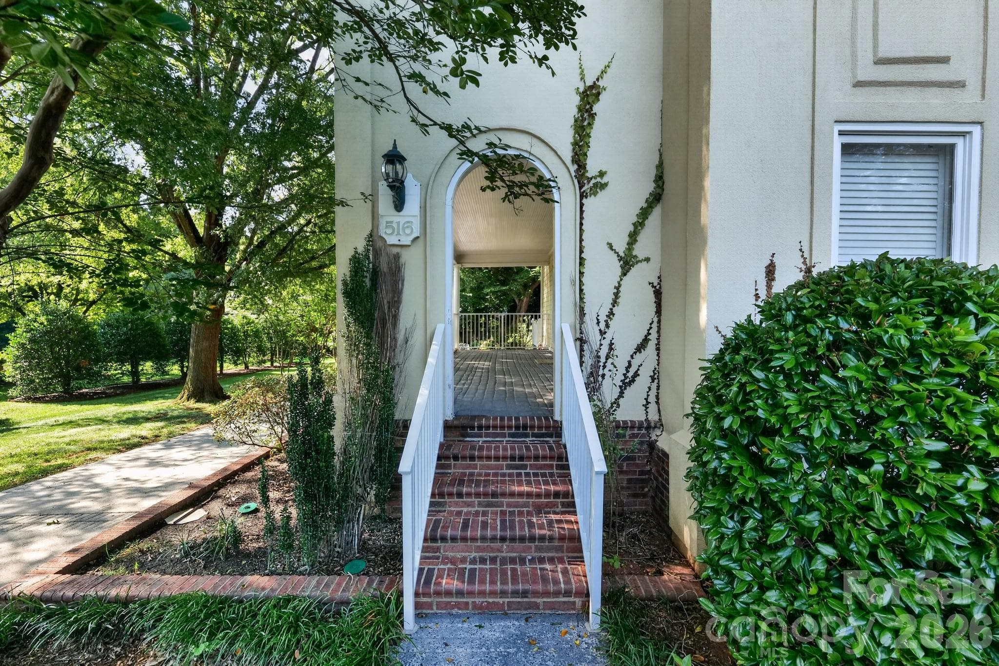 Entrance - Charlotte