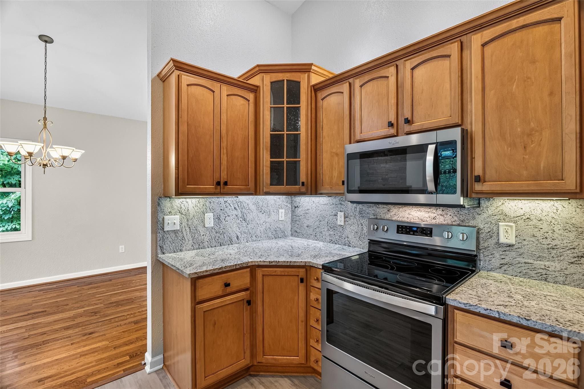 Modern updated kitchen - 51 Duya Court, Brevard