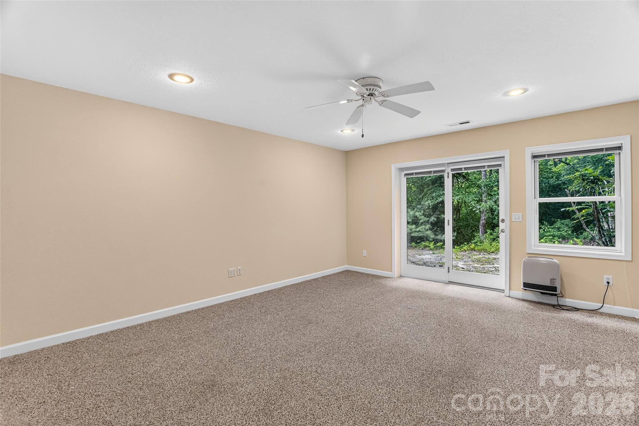 Downstairs family room - 51 Duya Court, Brevard