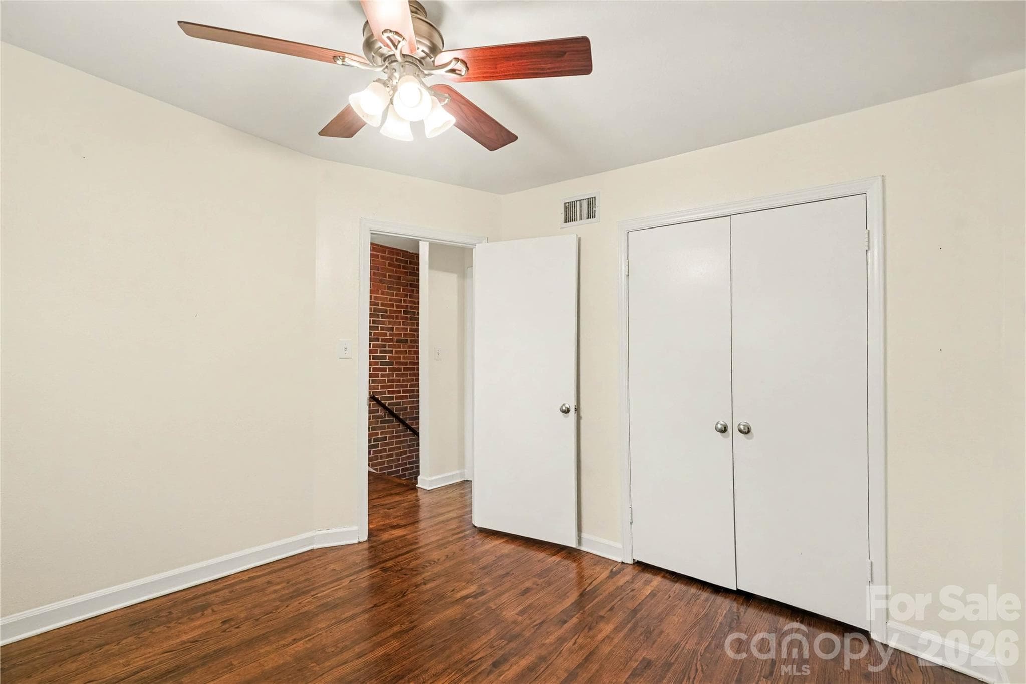 Second Bedroom - Charlotte