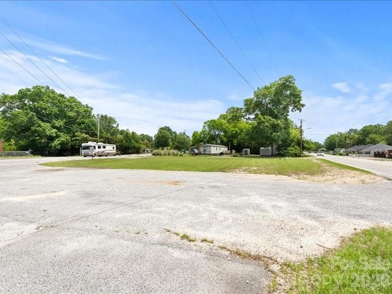 Lot at 519 & 522 2nd Street, Cheraw, photo 4 of 11