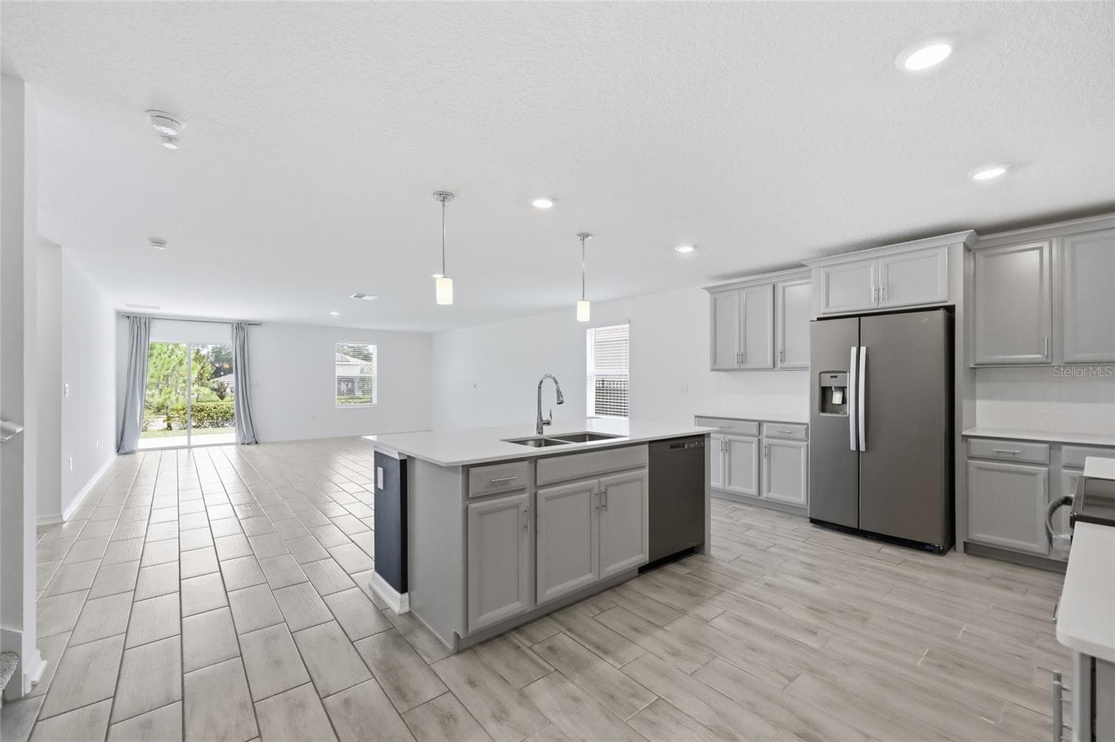 Single Family Residence at 5215 TANZANITE DR, MOUNT DORA, photo 6 of 65