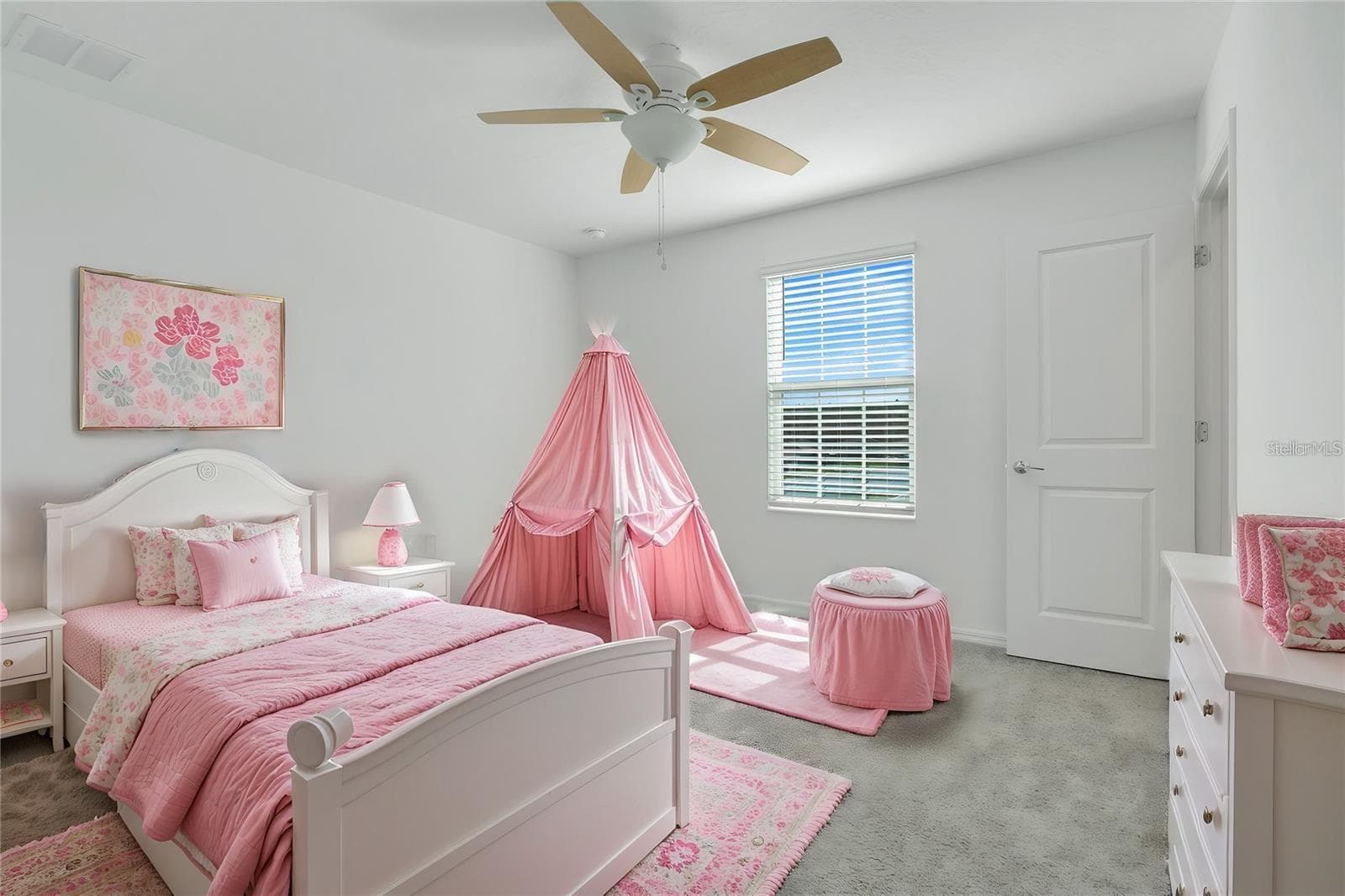 Single Family Residence at 5215 TANZANITE DR, MOUNT DORA, photo 48 of 65