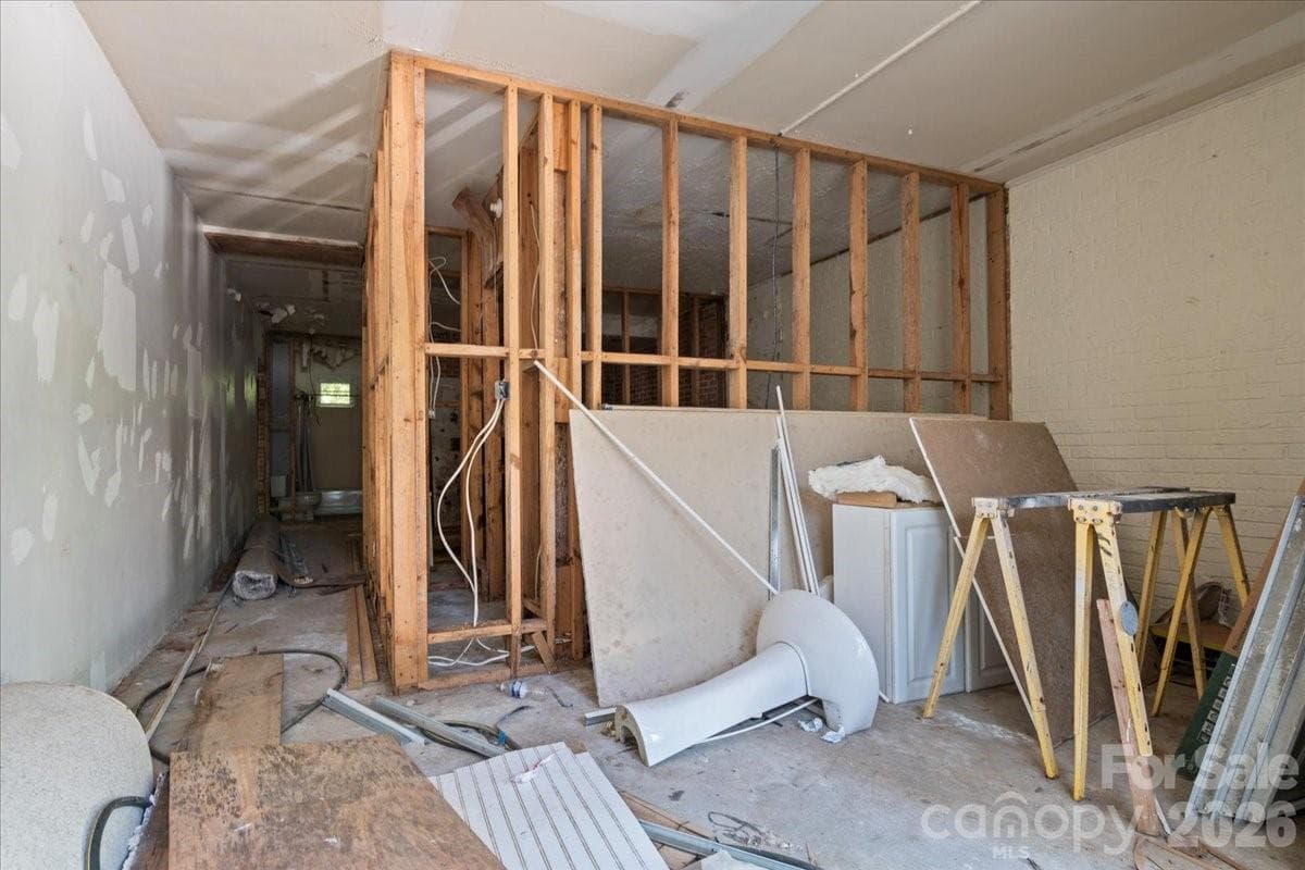 Apartment at 501 Church Street, Cheraw, photo 4 of 48
