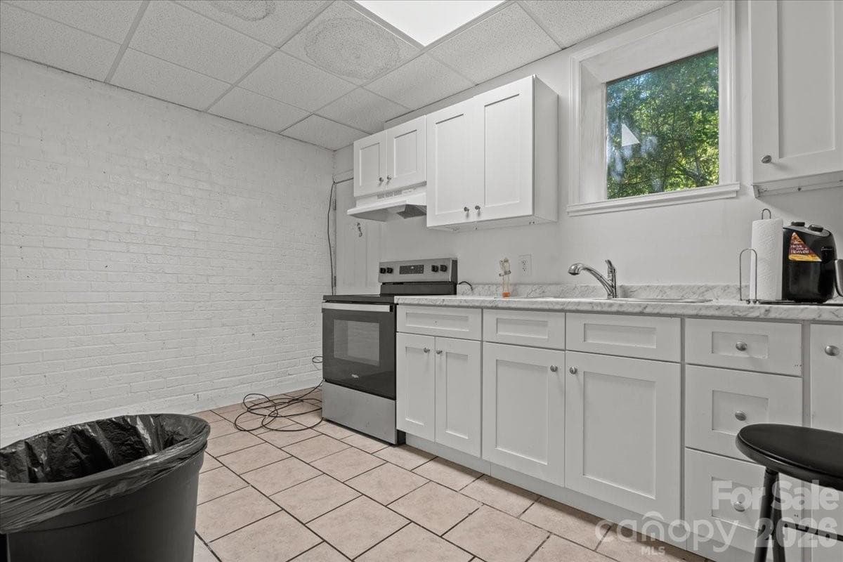 Apartment at 501 Church Street, Cheraw, photo 16 of 48
