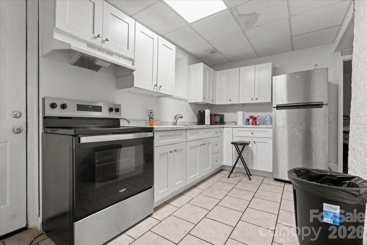 Apartment at 501 Church Street, Cheraw, photo 17 of 48