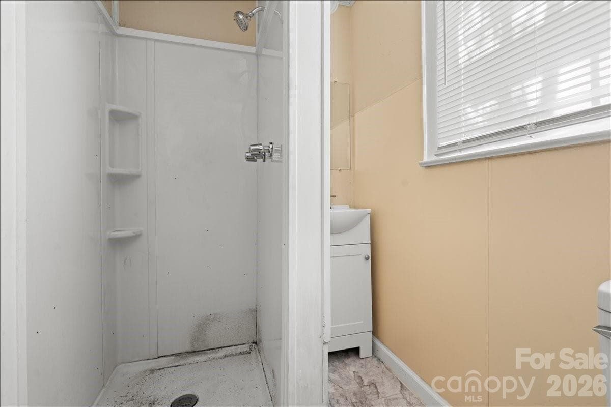 Apartment at 501 Church Street, Cheraw, photo 30 of 48