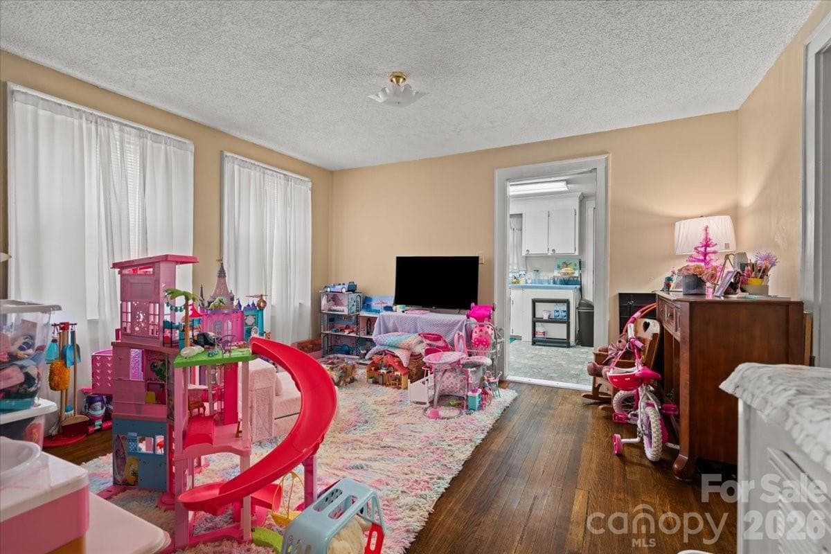 Apartment at 501 Church Street, Cheraw, photo 47 of 48