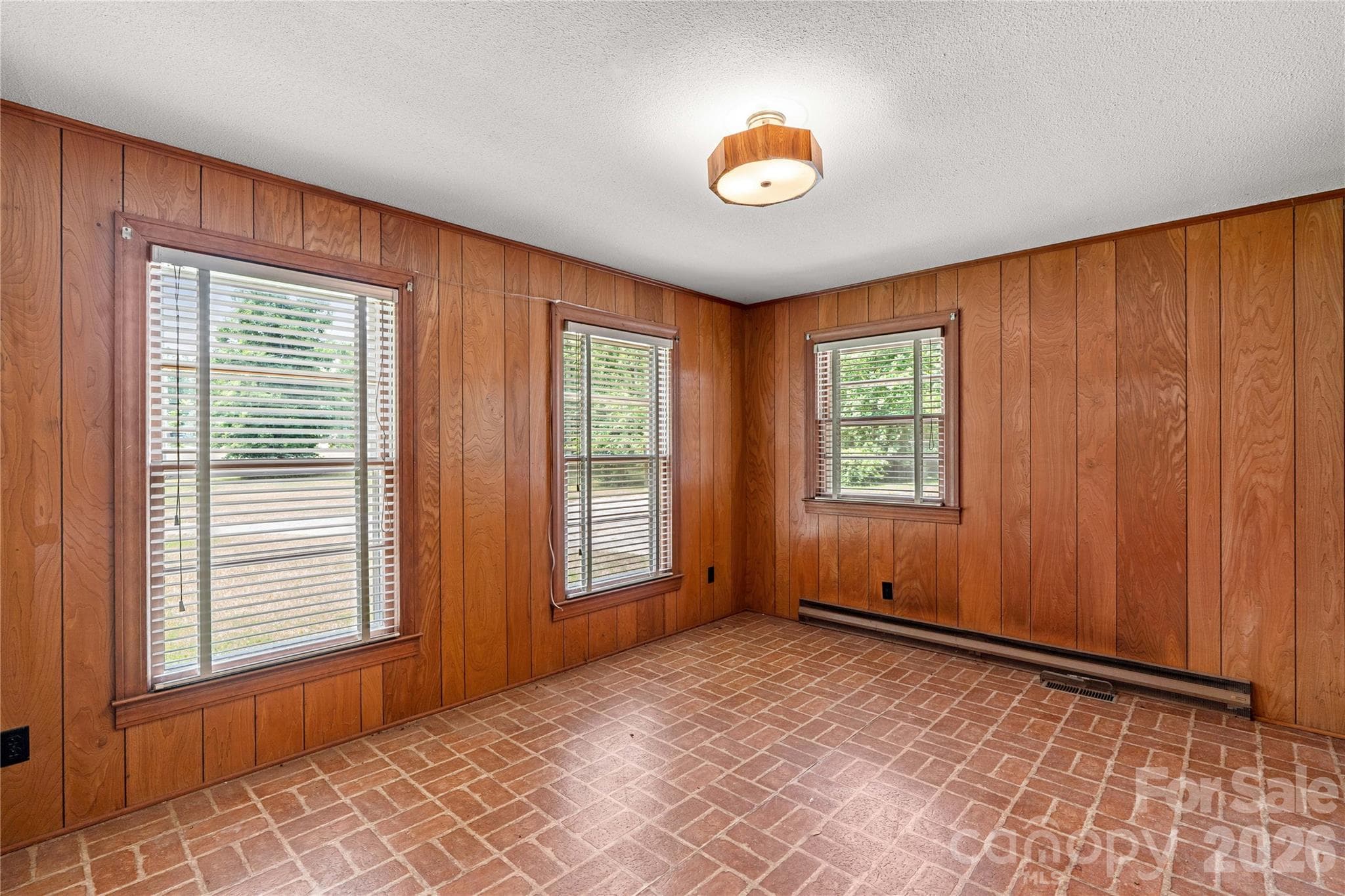 Single Family Residence at 155 Duck Creek Road, Troutman, photo 13 of 32