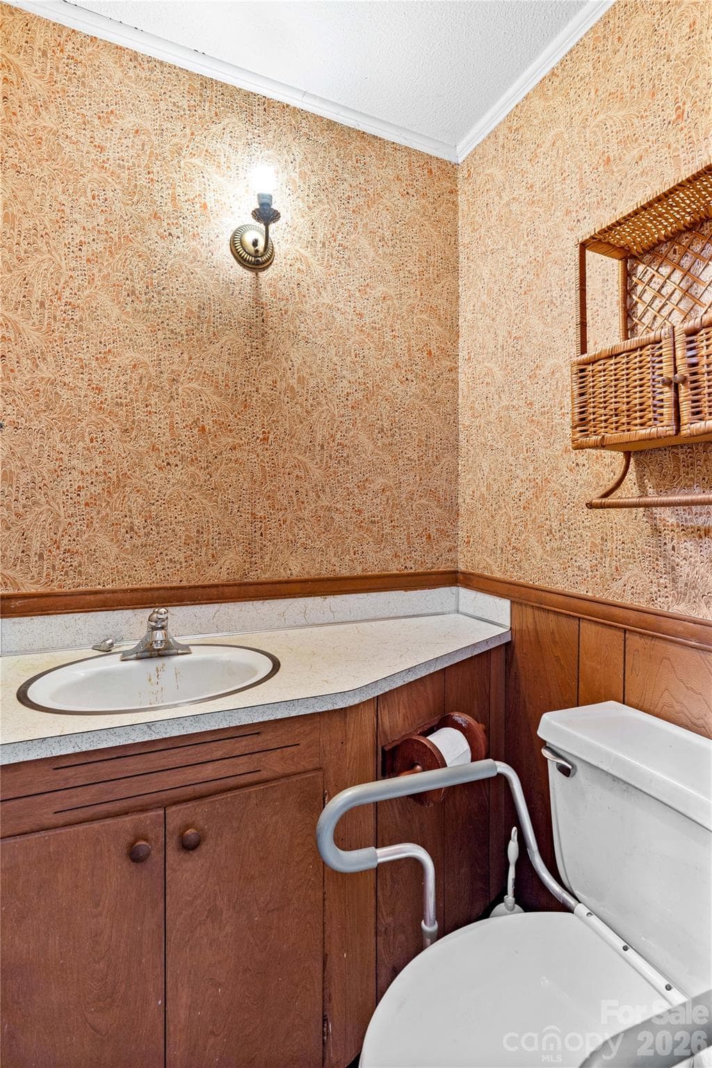 Guest bath on main! - 155 Duck Creek Road, Troutman
