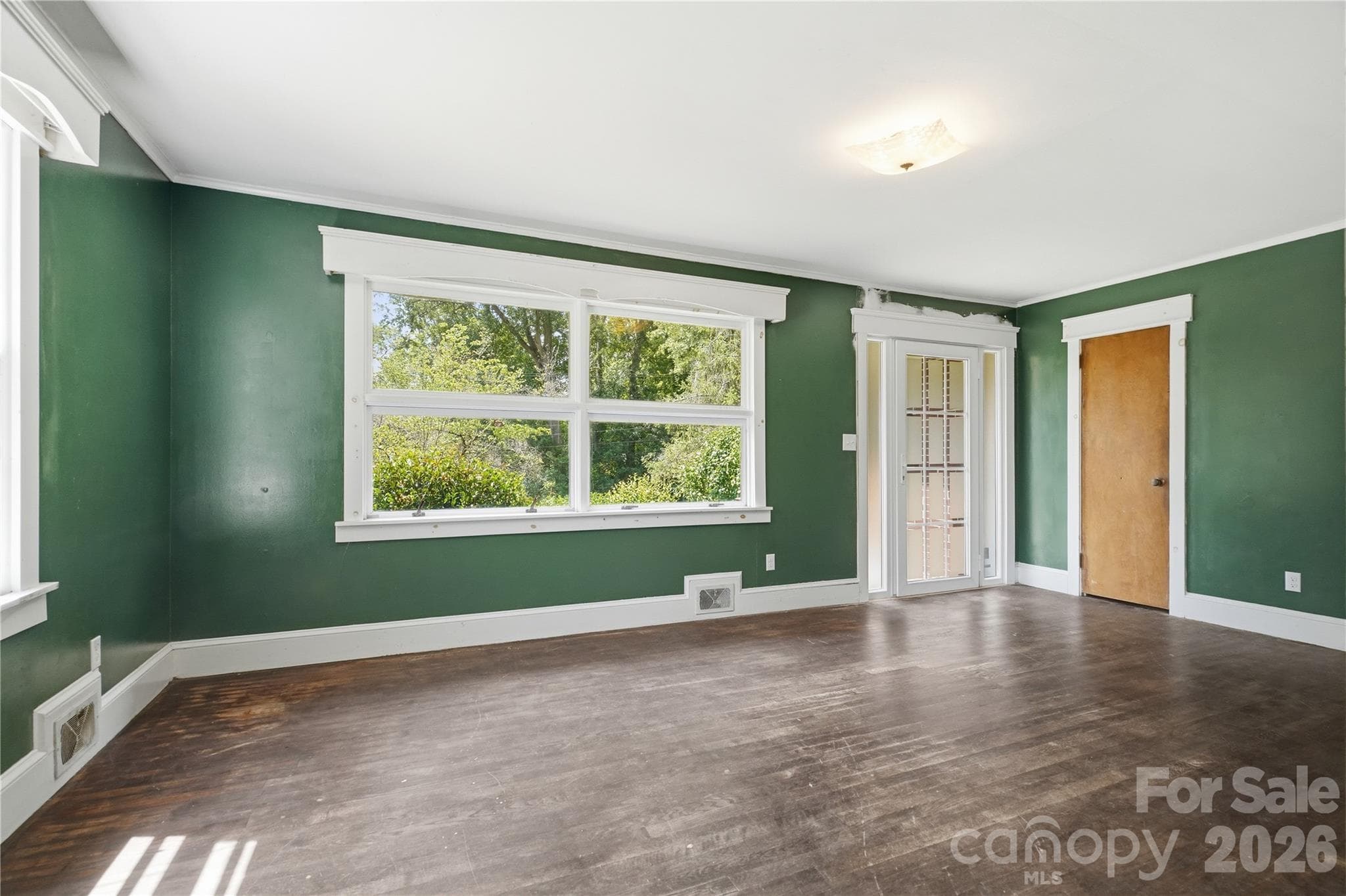 Single Family Residence at 307 Dutchman Avenue, Mount Holly, photo 6 of 18