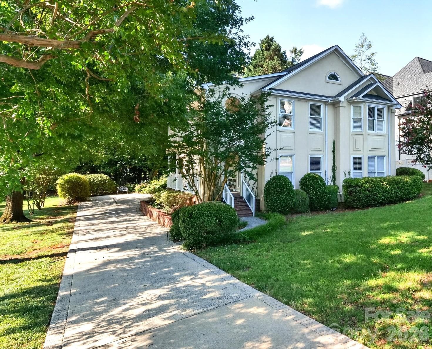 Extended Driveway sideload - Charlotte