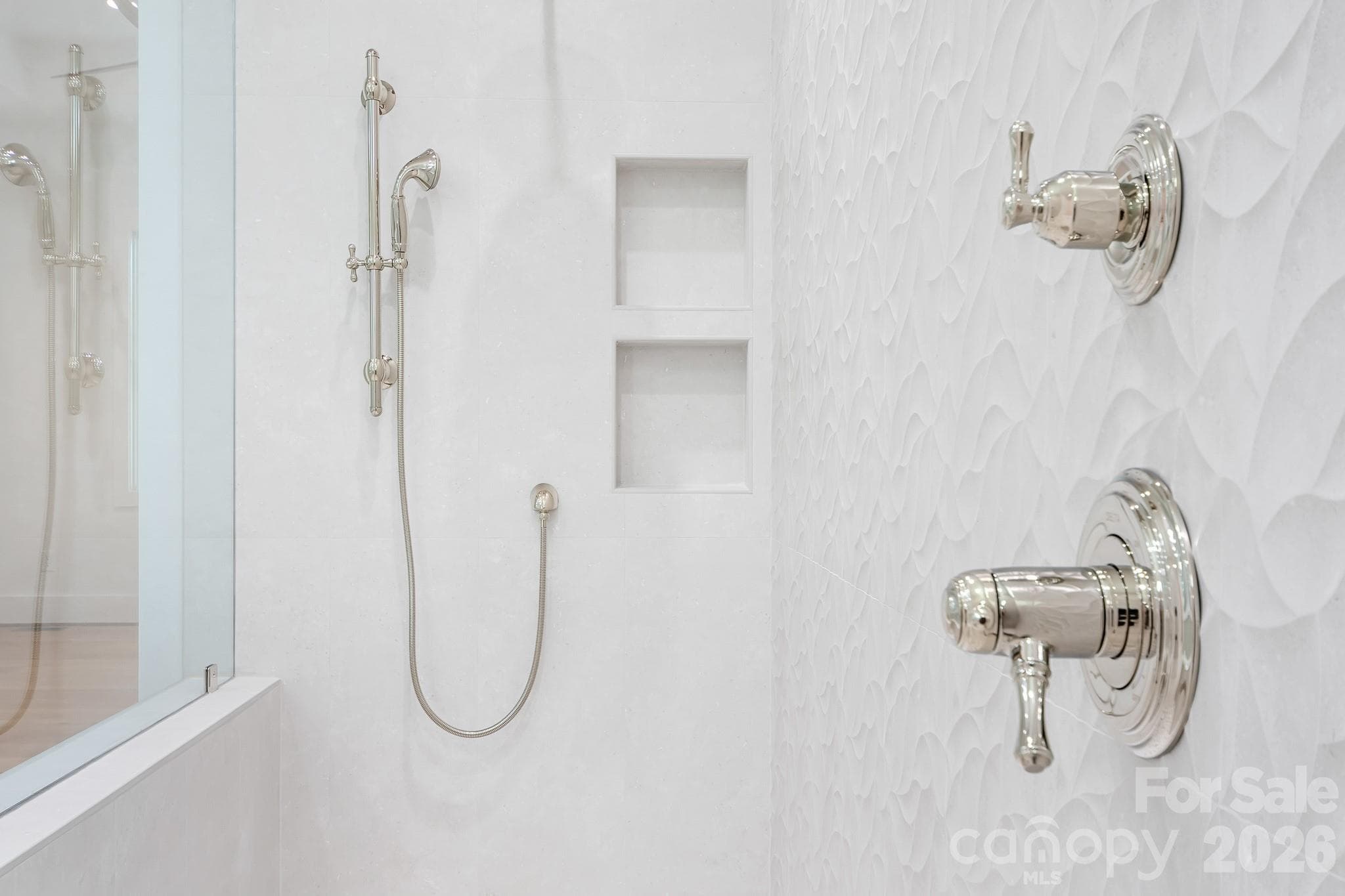 Walk-in shower - Mooresville