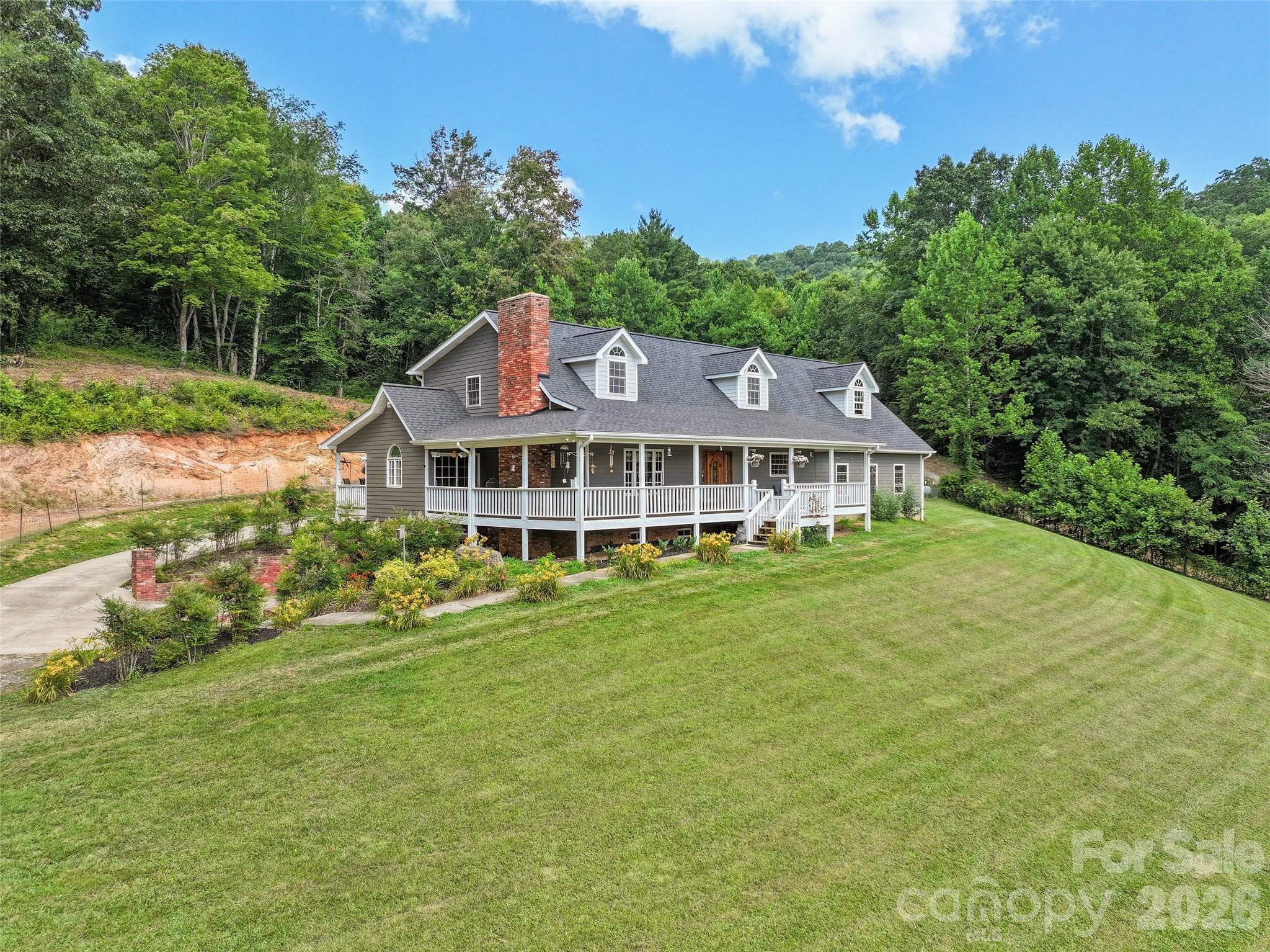 Single Family Residence at 81 Aldens Way, Clyde, photo 2 of 48