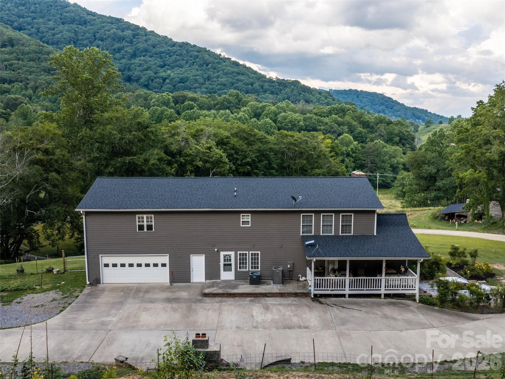 Single Family Residence at 81 Aldens Way, Clyde, photo 48 of 48