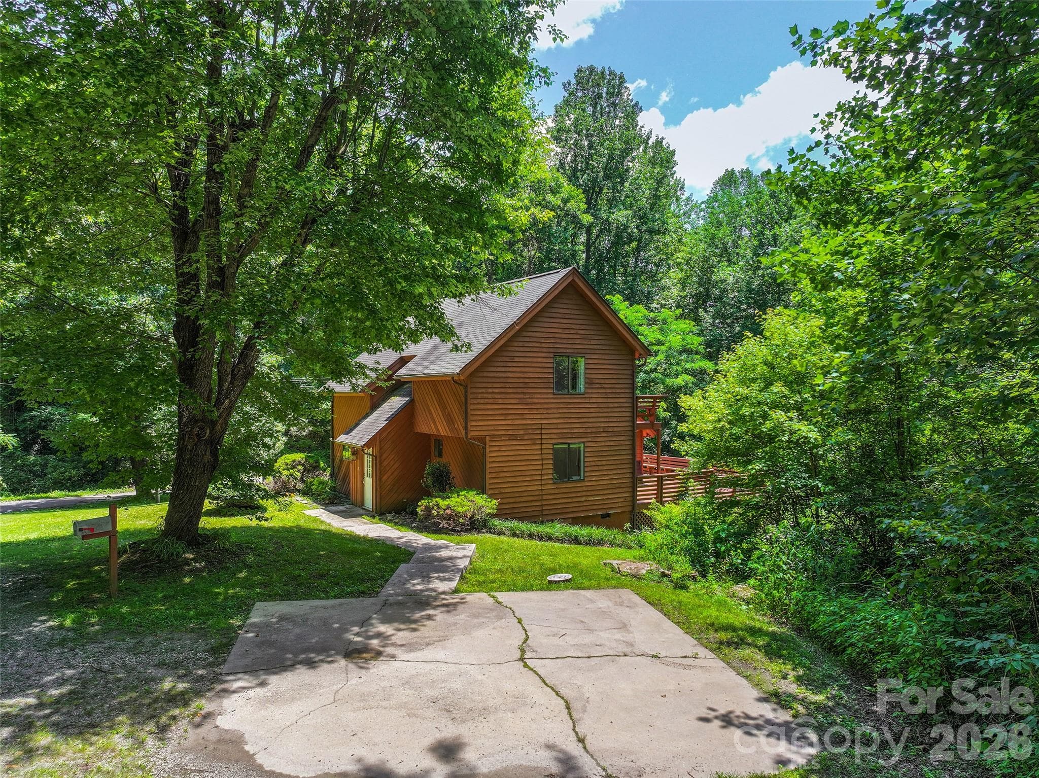 Single Family Residence at Maggie Valley, photo 2 of 28