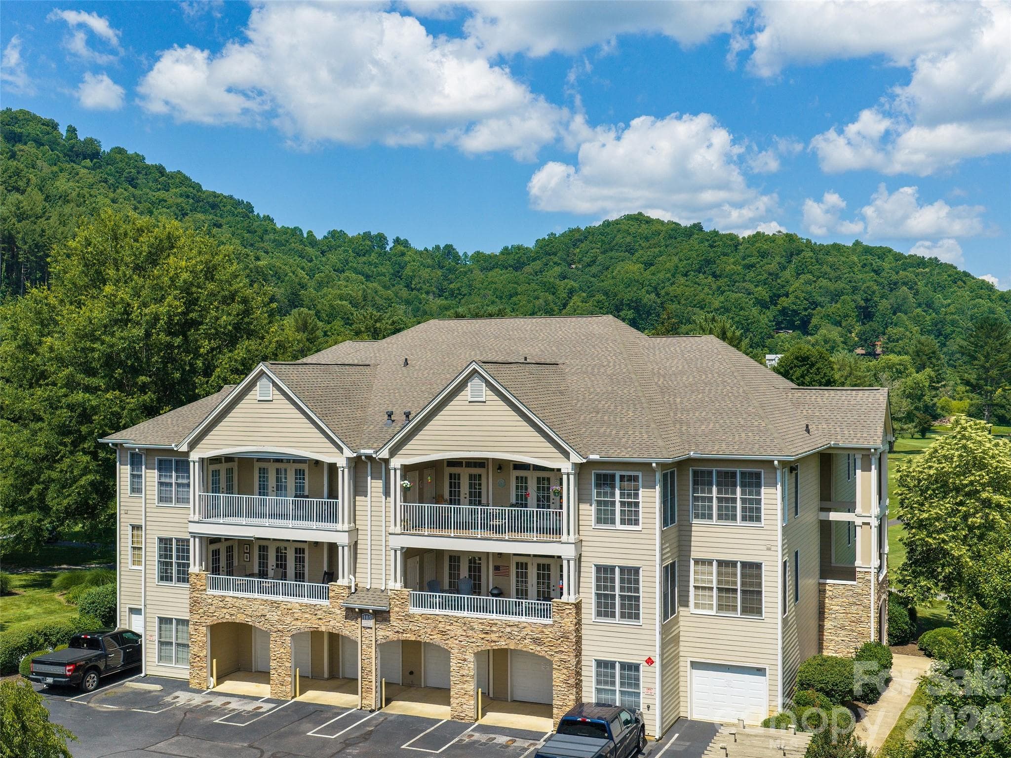 Condominium at Maggie Valley, photo 2 of 25