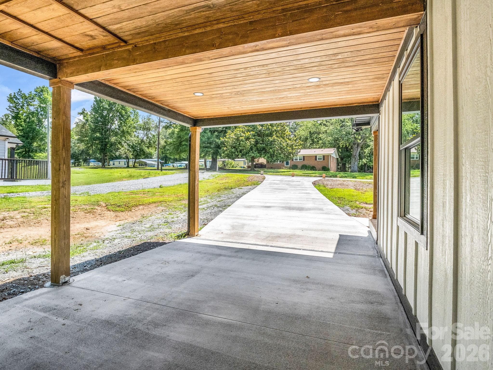 Single Family Residence at 314 Maryland Drive, Forest City, photo 7 of 29