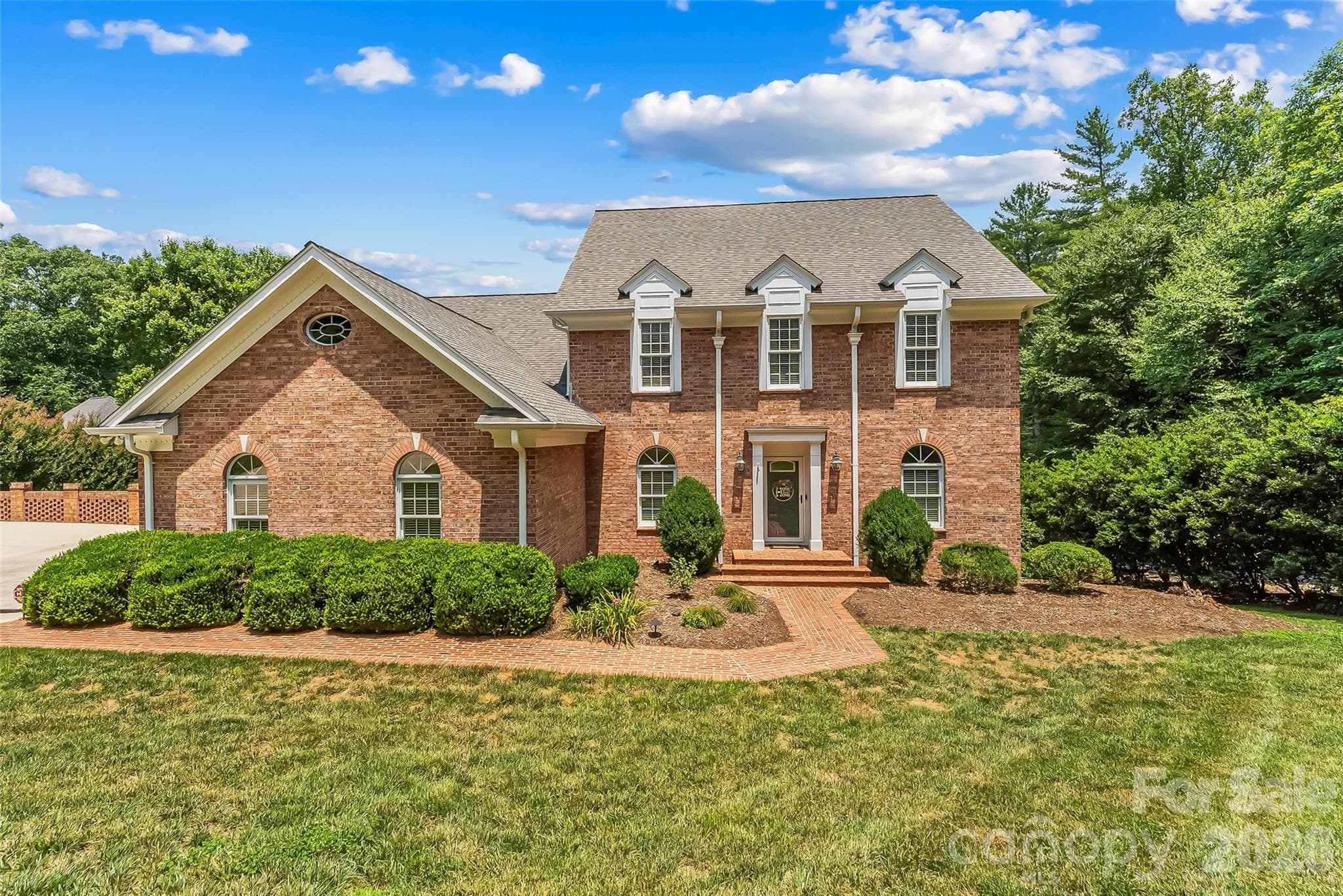 Single Family Residence at Lenoir, photo 3 of 46