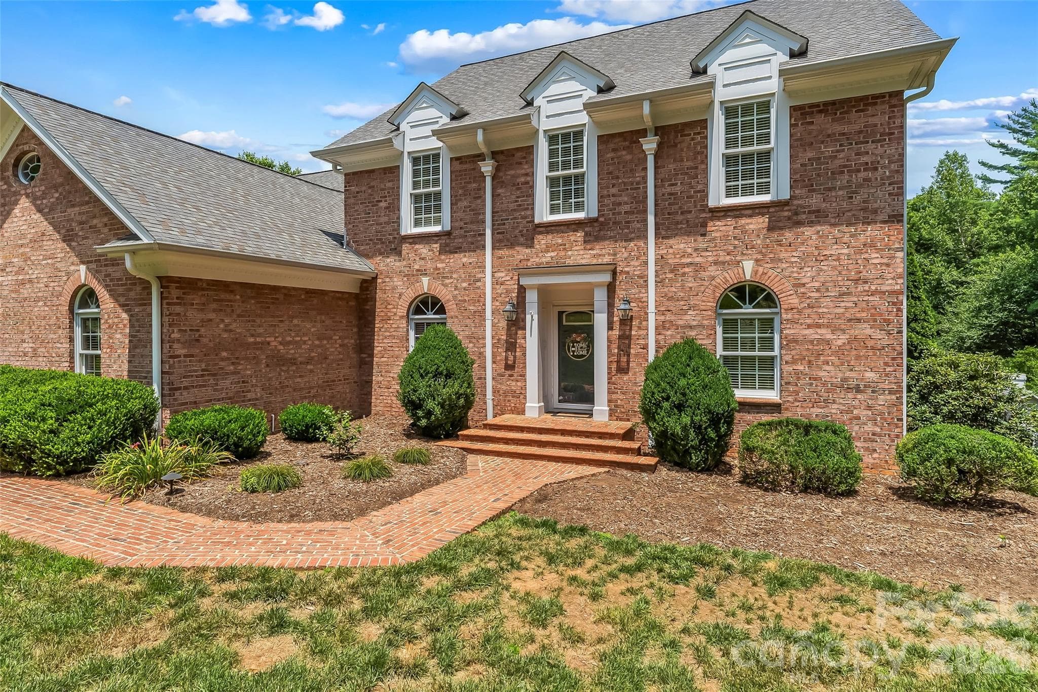 Single Family Residence at Lenoir, photo 4 of 46