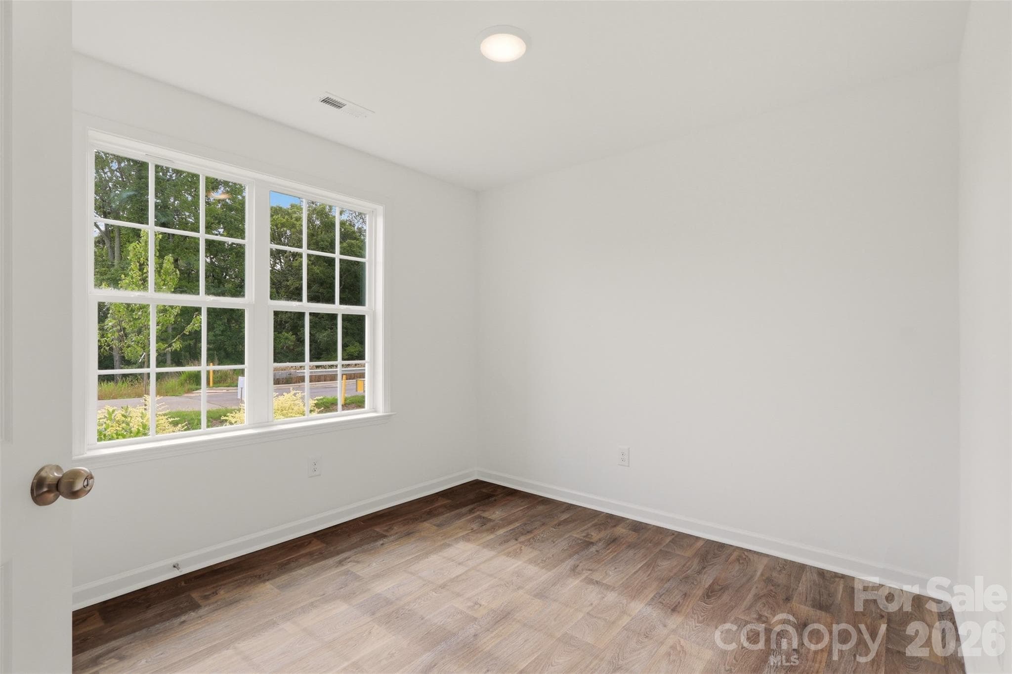Single Family Residence at 310 Middleton Drive, Lexington, photo 11 of 31