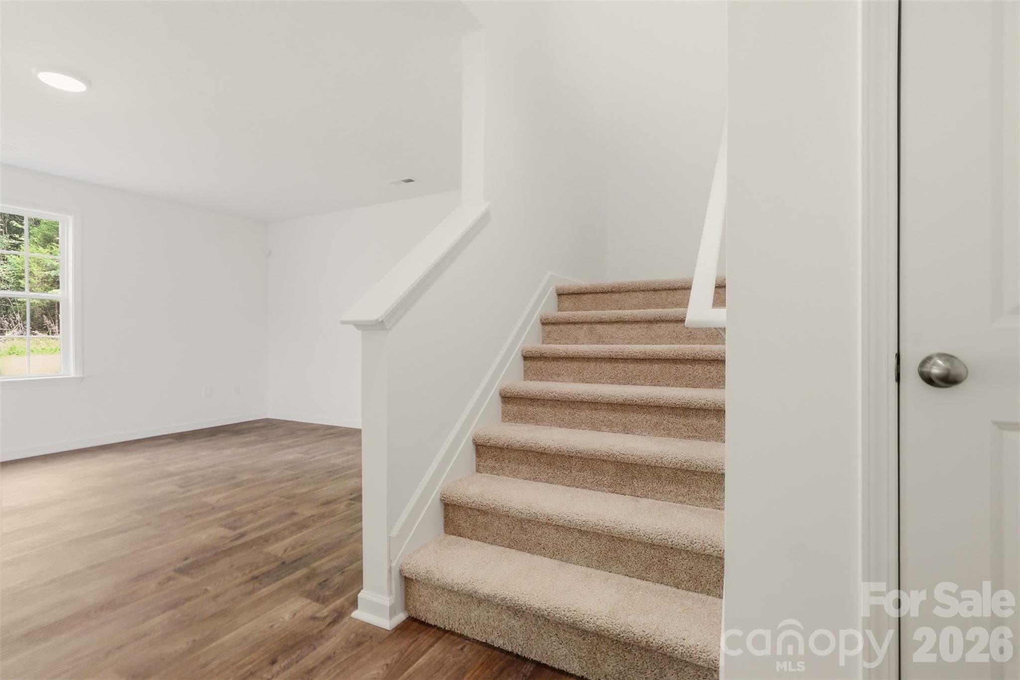 Single Family Residence at 310 Middleton Drive, Lexington, photo 13 of 31