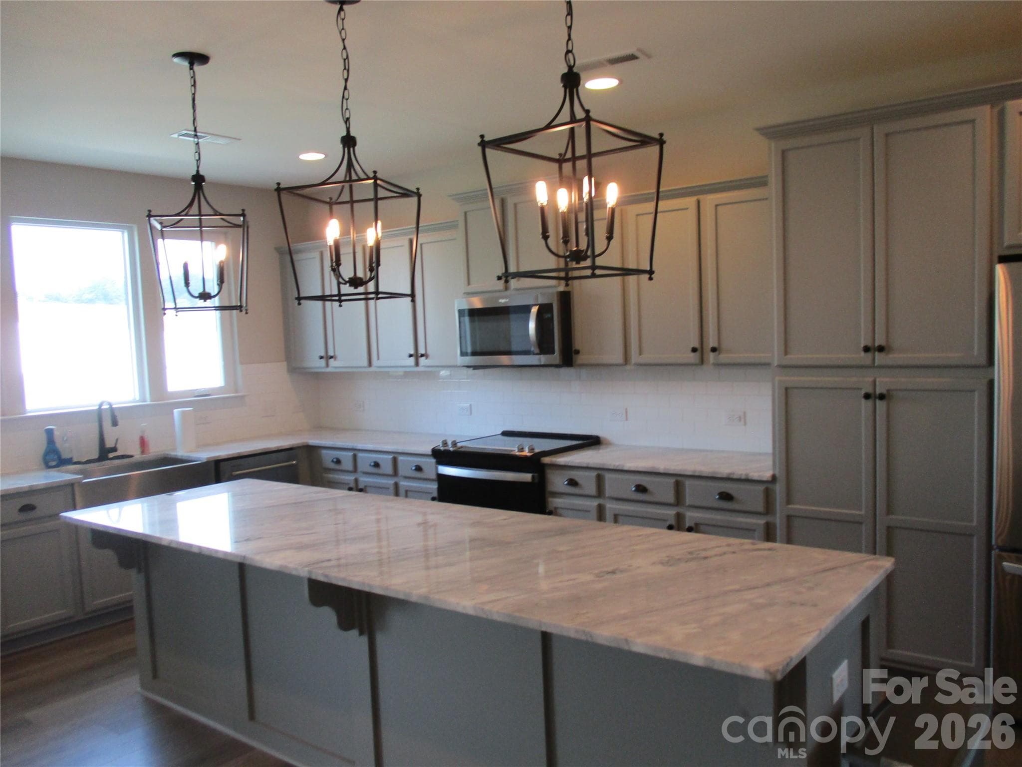 Single Family Residence at 1525 Rye Road, Mount Holly, photo 8 of 33