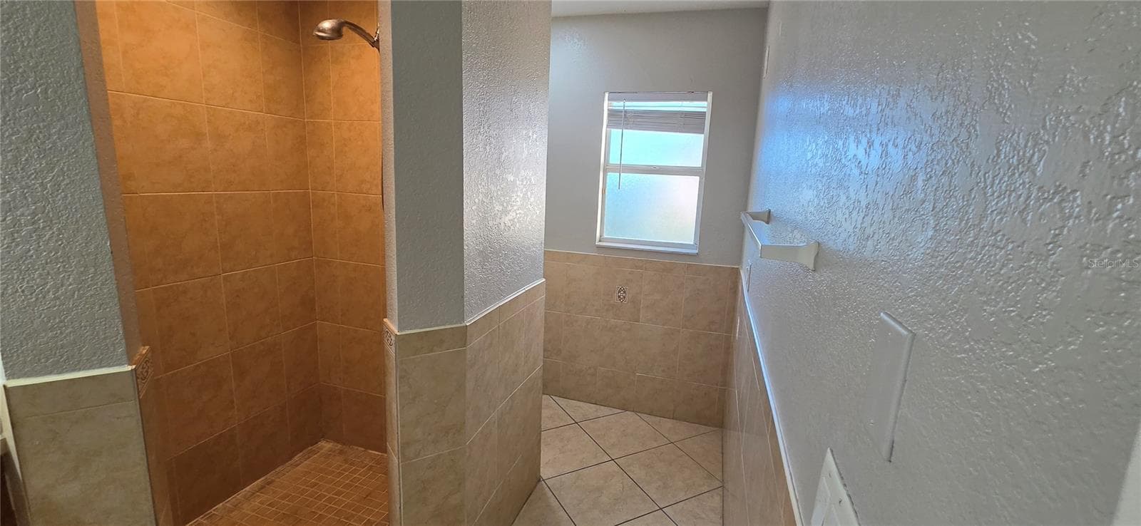 Single Family Residence at 6807 E NORTH BAY ST, TAMPA, photo 25 of 35