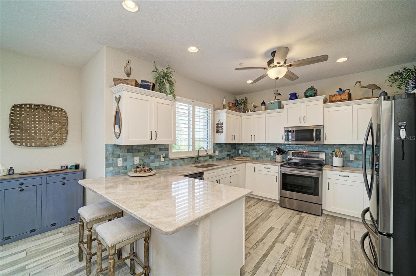 Remodeled Kitchen - 3607 10TH LN W, PALMETTO