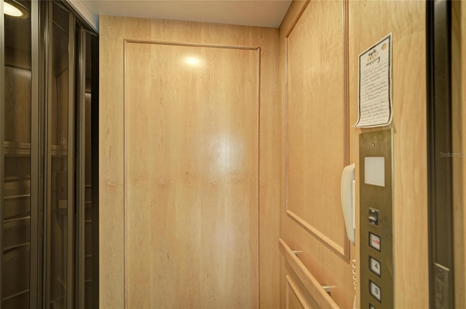 ***Elevator*** - 3607 10TH LN W, PALMETTO