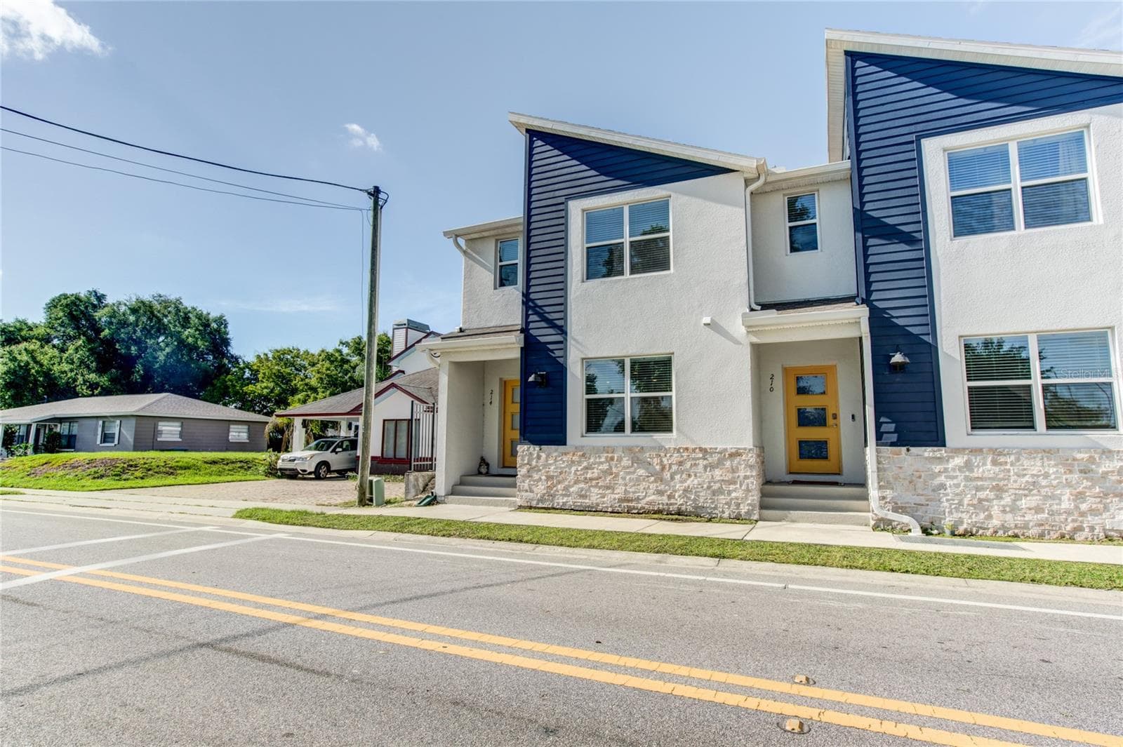 Townhouse at 214 E CHURCH AVE, LONGWOOD, photo 3 of 24