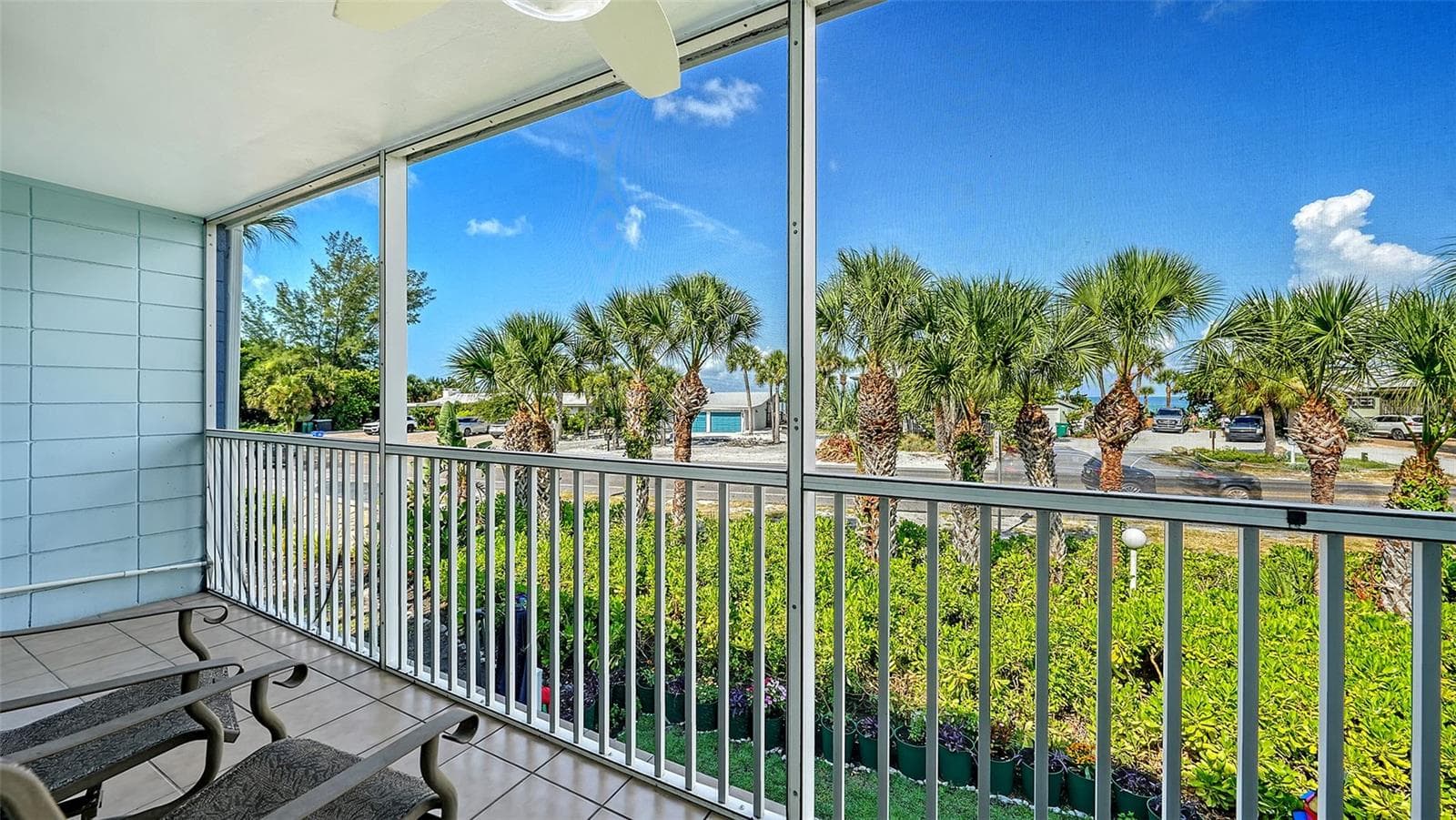 Condominium at 2850 GULF OF MEXICO DR #4, LONGBOAT KEY, photo 11 of 37