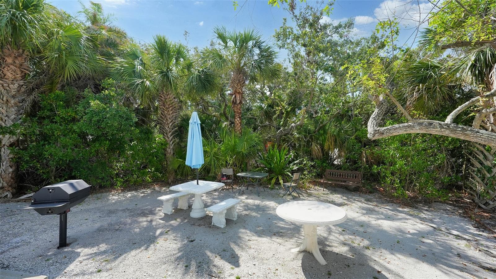 Condominium at 2850 GULF OF MEXICO DR #4, LONGBOAT KEY, photo 28 of 37